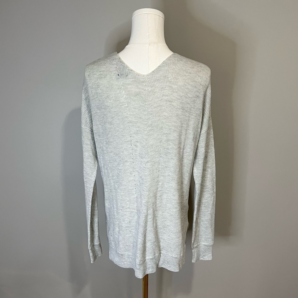 Fate Lightweight V-Neck Sweeter Grey Size S - Picture 4 of 8